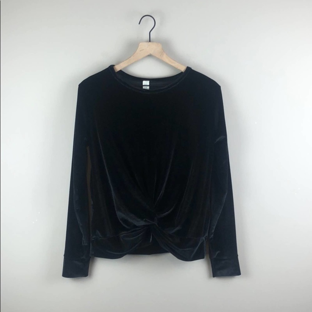 Lazy Sundays Black Velvet Knot Front Top (S)